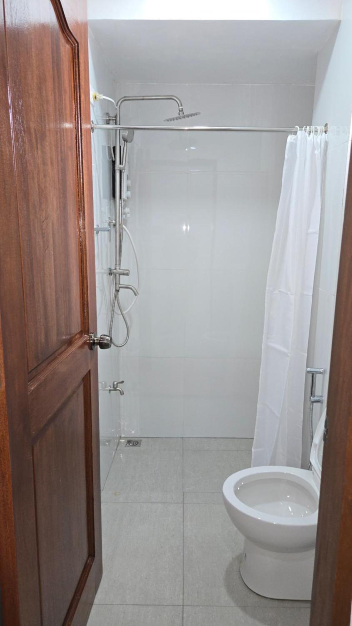 Hotel Sunvilla Beachfront 2*